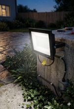 30w Eco Slim Flood Light 2400lm - Image 2