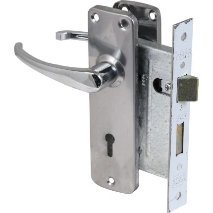 Yale 3 Lever Lockset Blister Pack